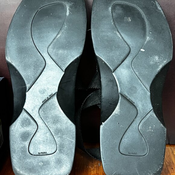 Vintage Strappy Black Prada Sandals, with box. - Picture 6 of 10